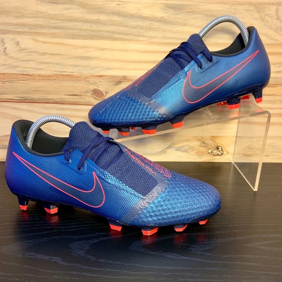 Nike Hypervenom Phantom 3 FG Lock in. Let loose. Laser